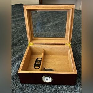 Cigar Box, humidor reddish brown, with cutter.